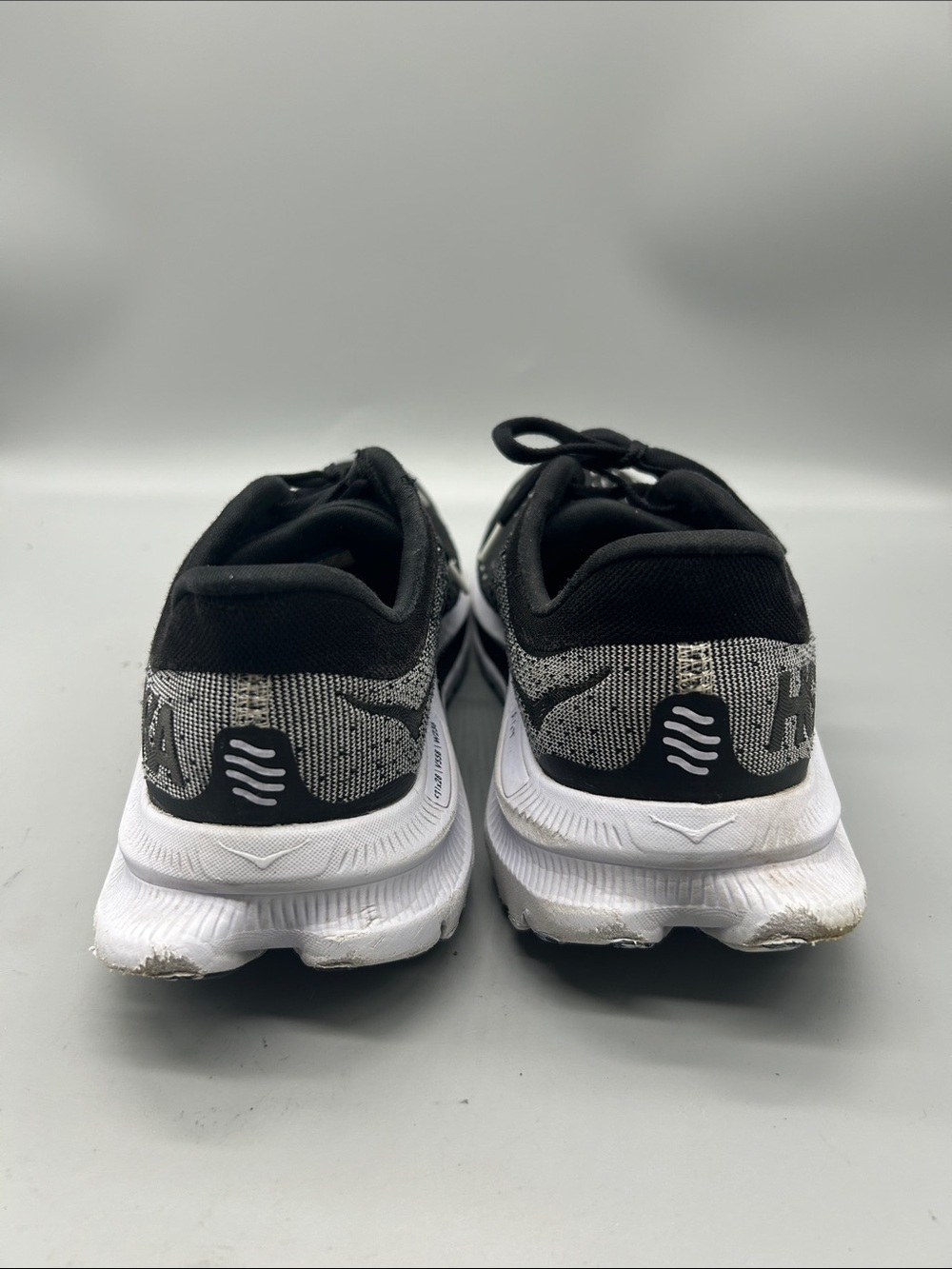 Hoka Kawana Running Shoes 9.5B - Picture 3 of 9